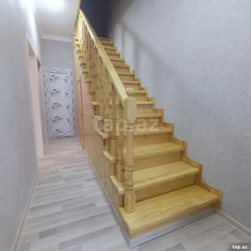 Satılır 4 otaqlı həyət evi