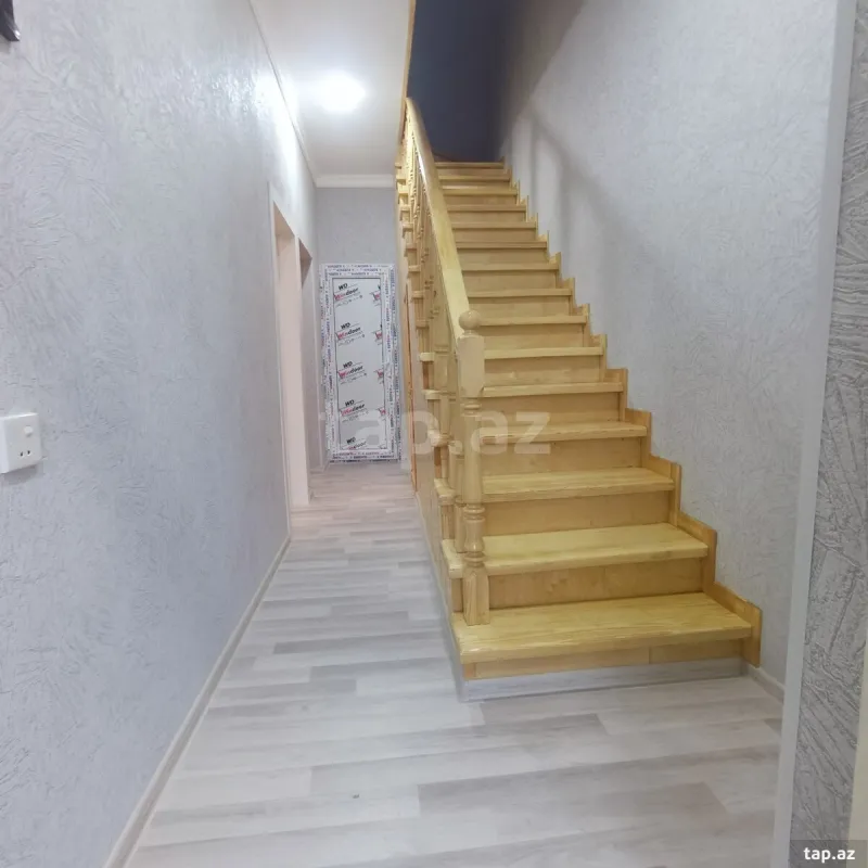 Satılır 4 otaqlı həyət evi