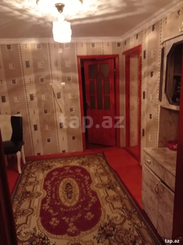 Satılır 5 otaqlı mənzil 72 m²