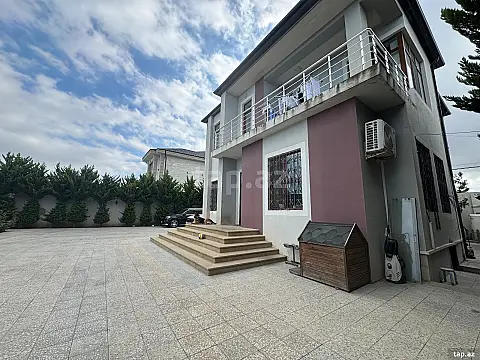 Satılır 5 otaqlı həyət evi