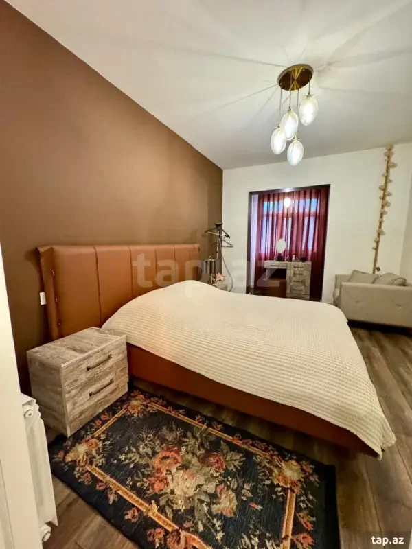 Kirayə verilir 2 otaqlı yeni tikili 75 m²