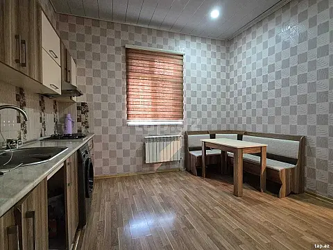 Satılır 4 otaqlı həyət evi