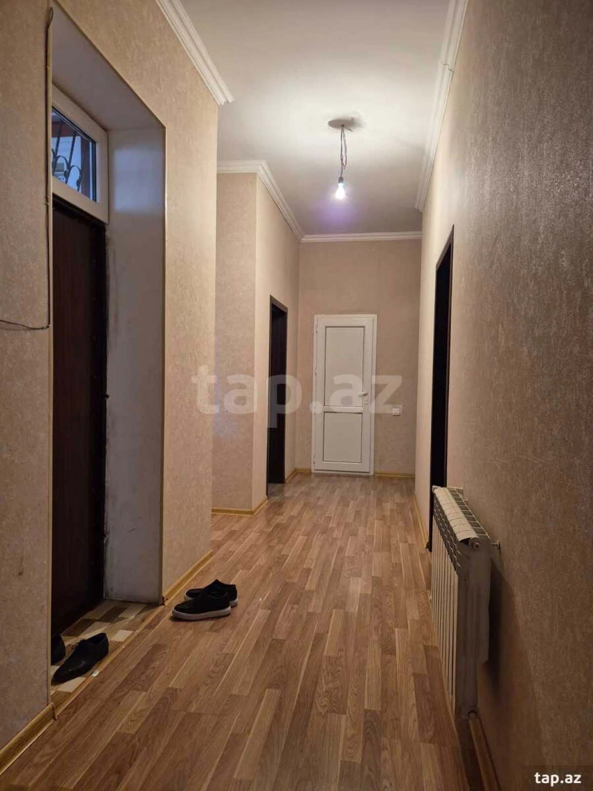 Satılır 4 otaqlı həyət evi