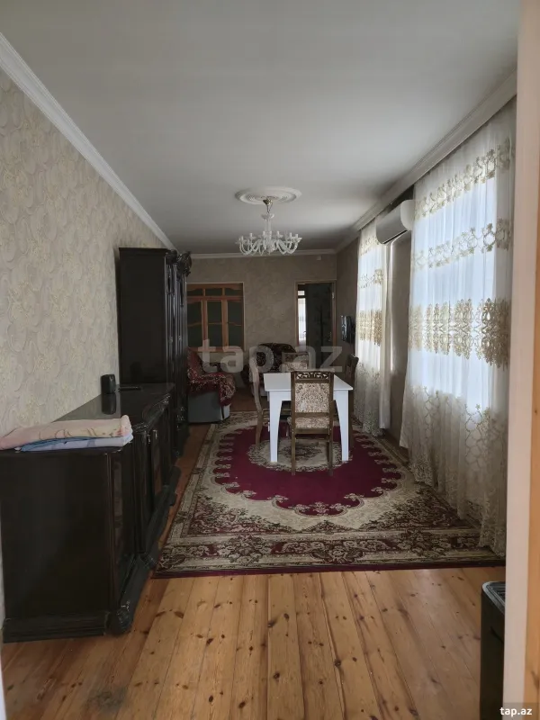 Kirayə verilir 3 otaqlı həyət evi