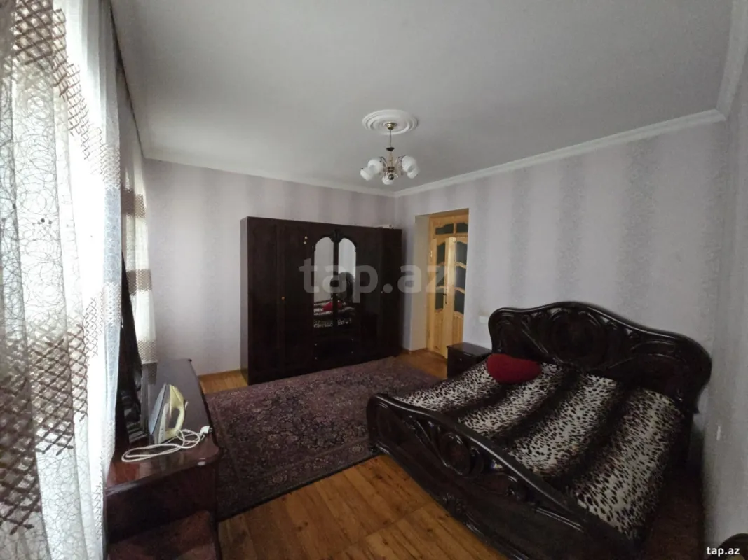 Kirayə verilir 3 otaqlı həyət evi