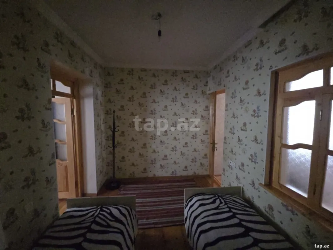 Kirayə verilir 3 otaqlı həyət evi