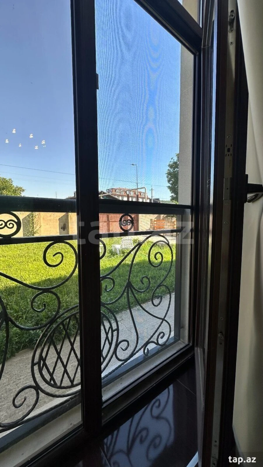 Kirayə verilir 5 otaqlı həyət evi