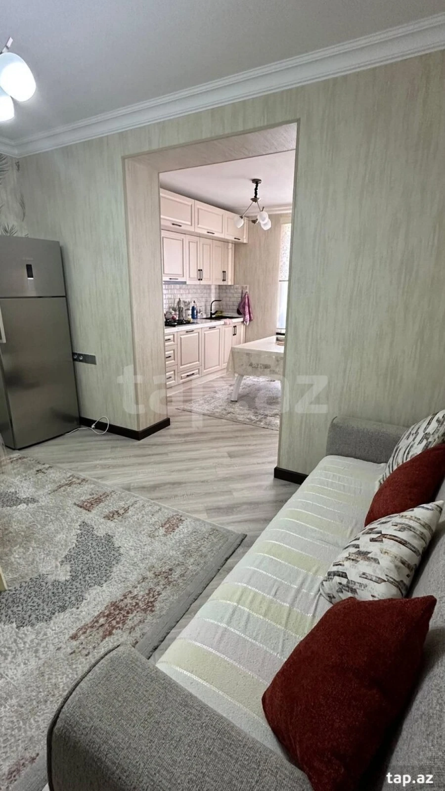 Kirayə verilir 5 otaqlı həyət evi