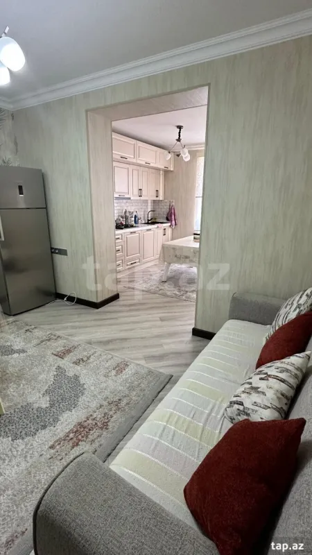 Kirayə verilir 5 otaqlı həyət evi