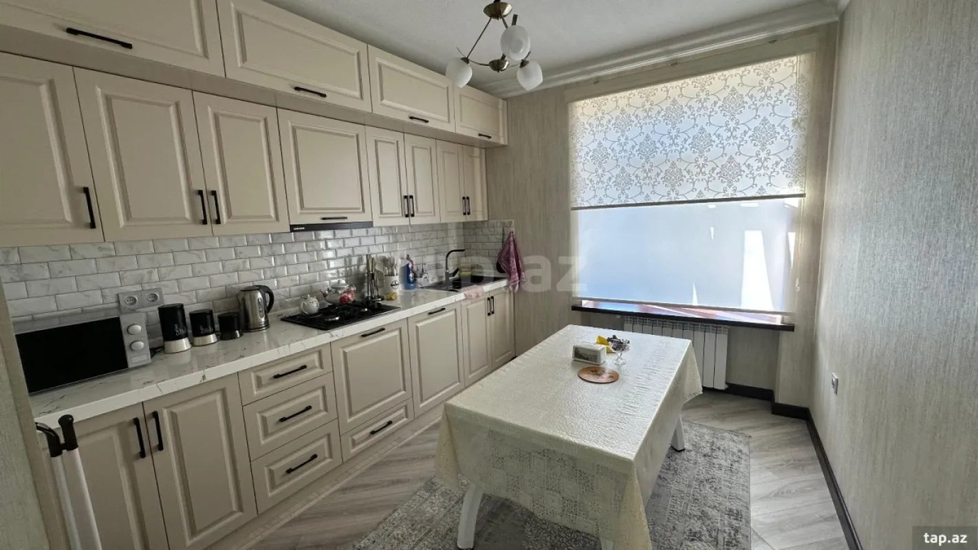 Kirayə verilir 5 otaqlı həyət evi