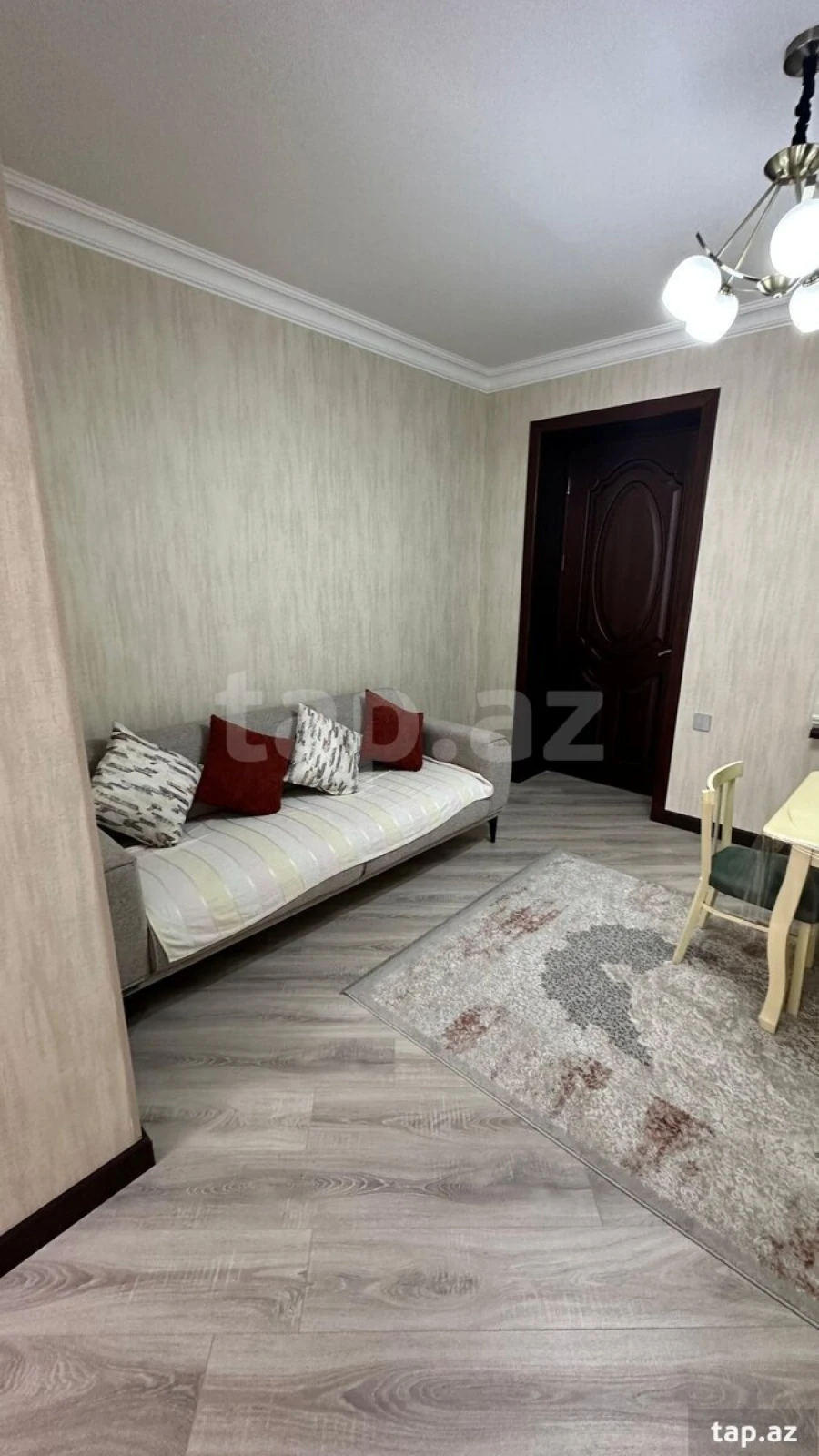 Kirayə verilir 5 otaqlı həyət evi