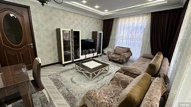 Kirayə verilir 5 otaqlı həyət evi