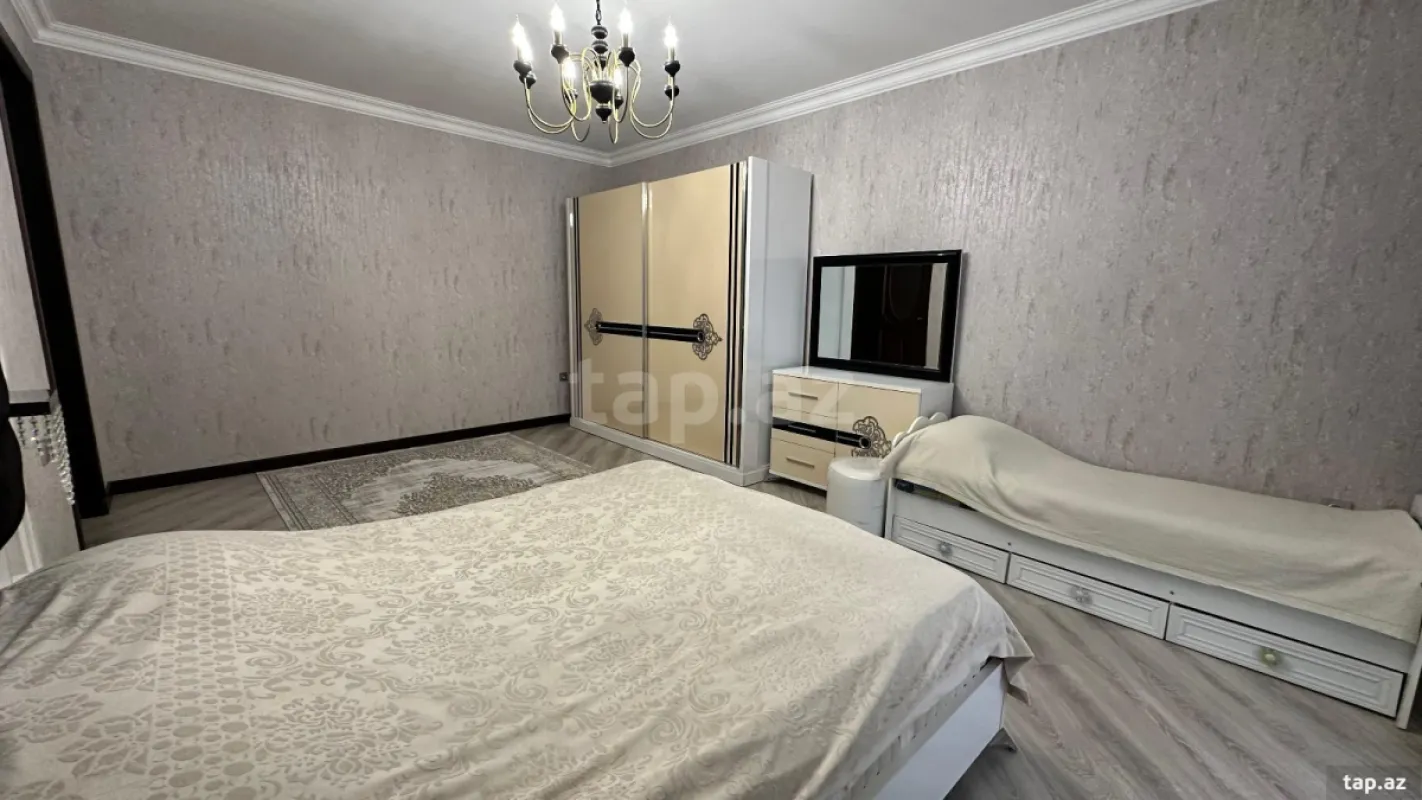 Kirayə verilir 5 otaqlı həyət evi