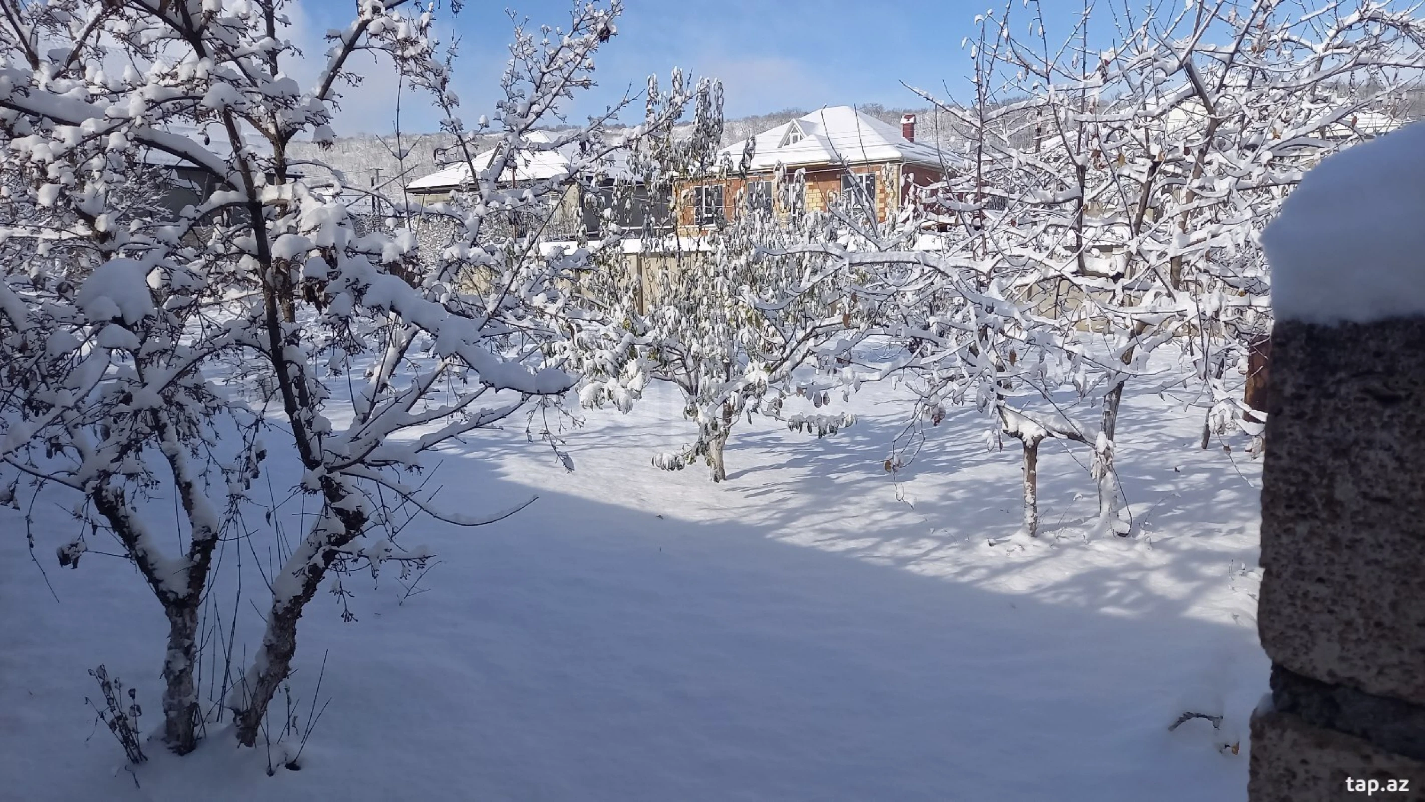 Kirayə verilir 5 otaqlı həyət evi