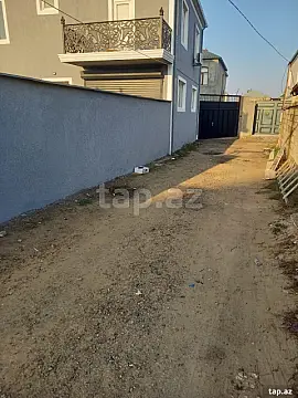 Satılır 6 otaqlı həyət evi