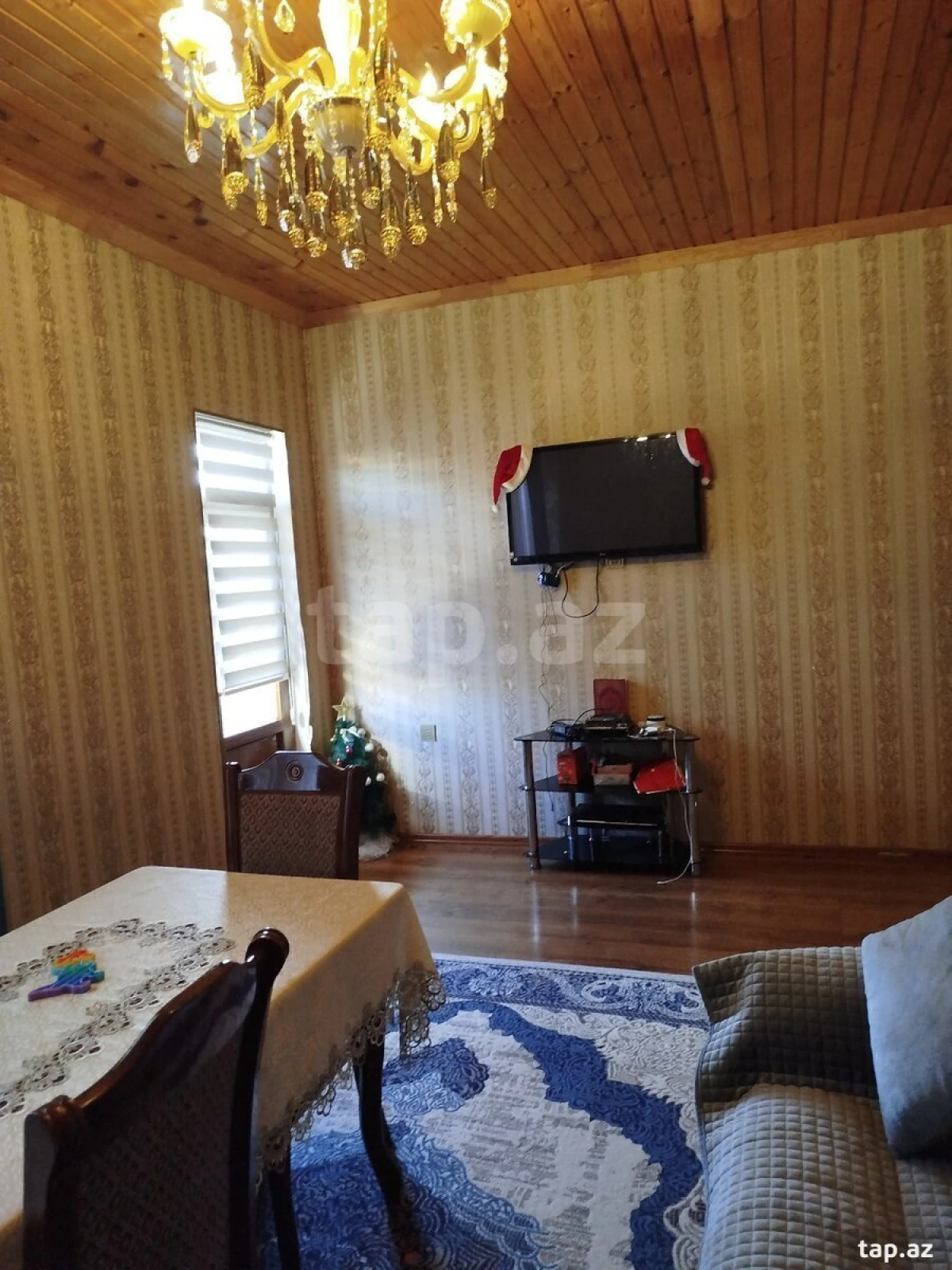 Satılır 6 otaqlı həyət evi