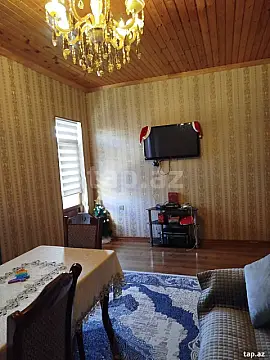 Satılır 6 otaqlı həyət evi
