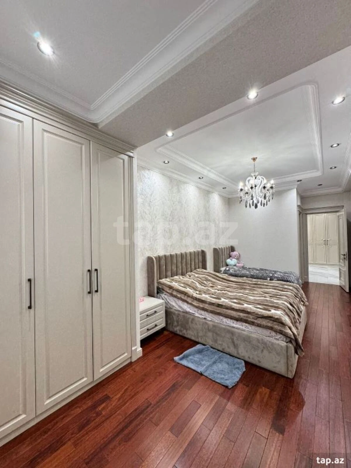 Satılır 3 otaqlı yeni tikili 153 m²