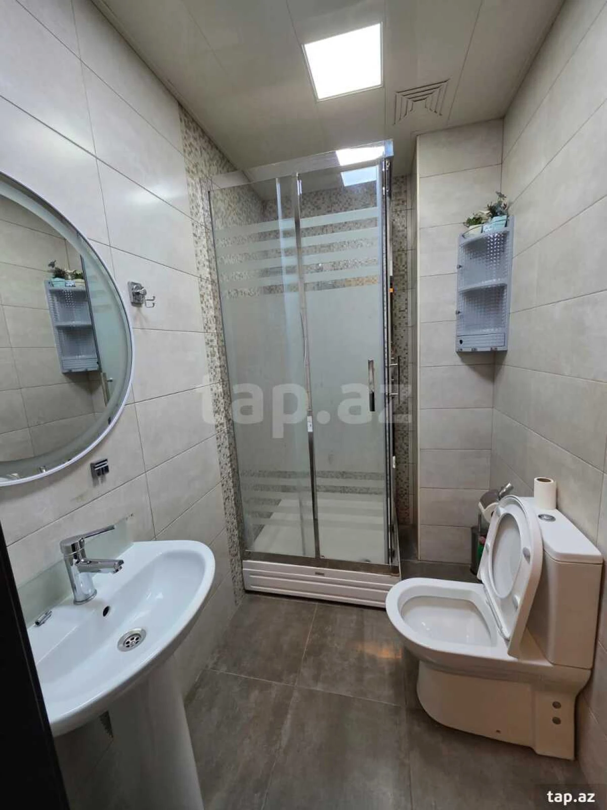 Kirayə verilir 2 otaqlı yeni tikili 55 m²