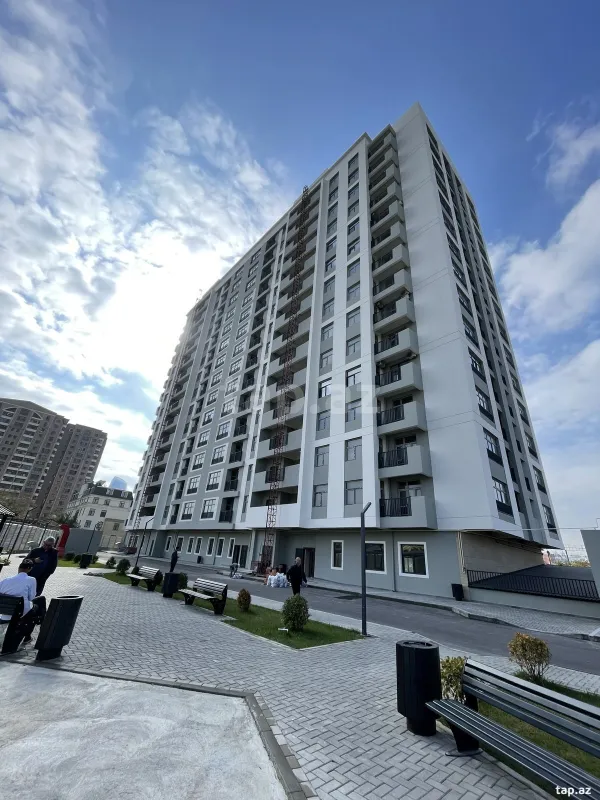 Satılır 4 otaqlı yeni tikili 175 m²
