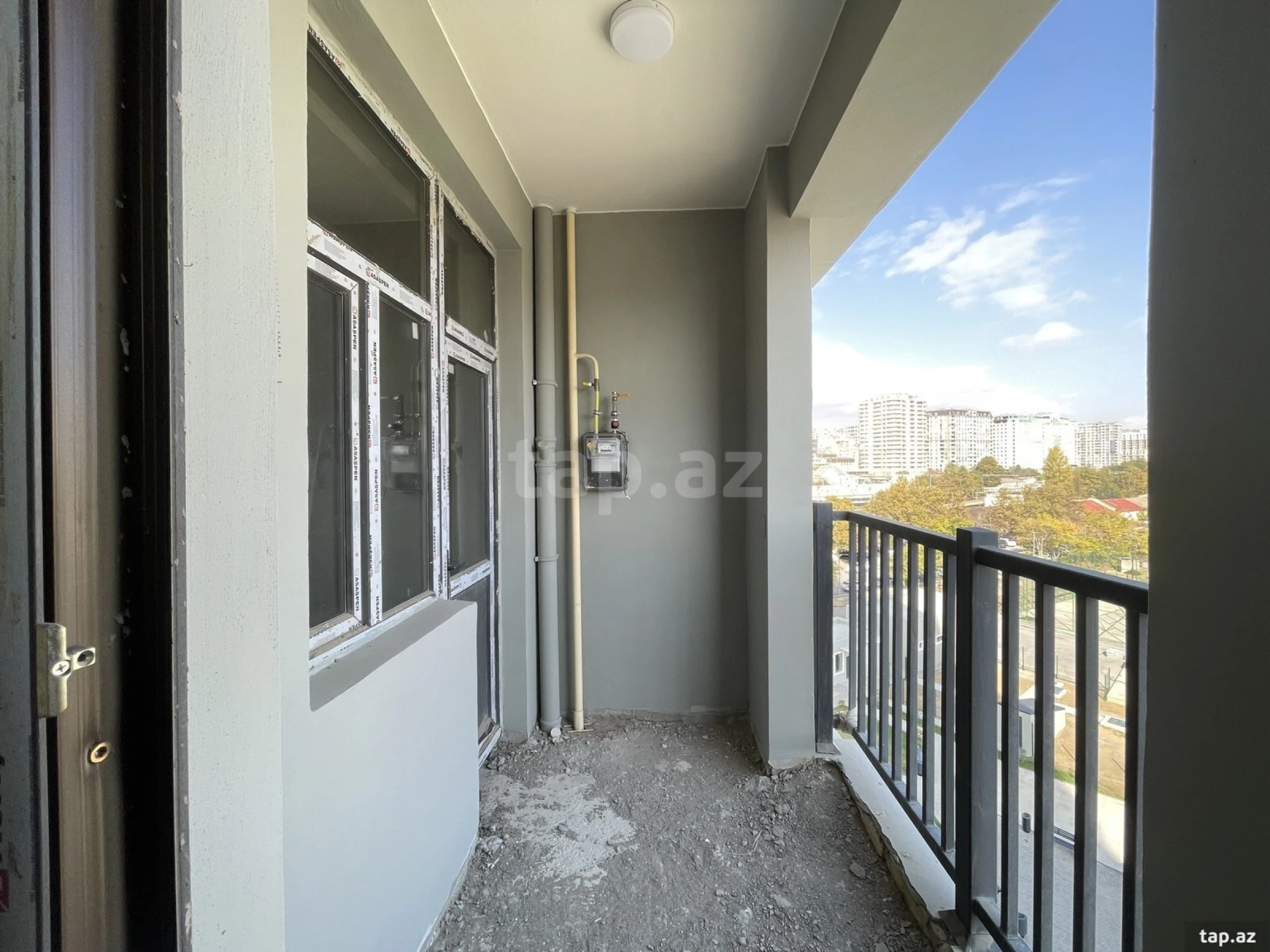 Satılır 4 otaqlı yeni tikili 175 m²