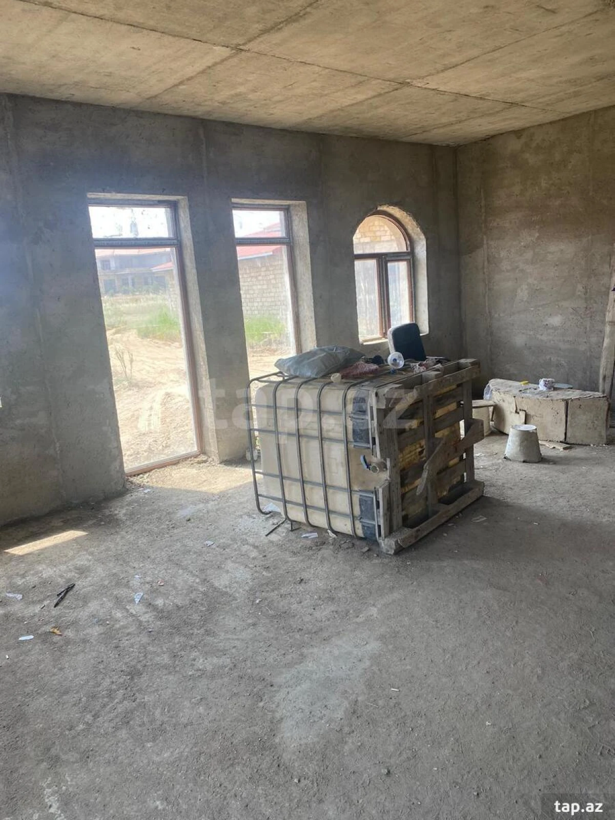 Satılır 1 otaqlı yeni tikili 35 m²