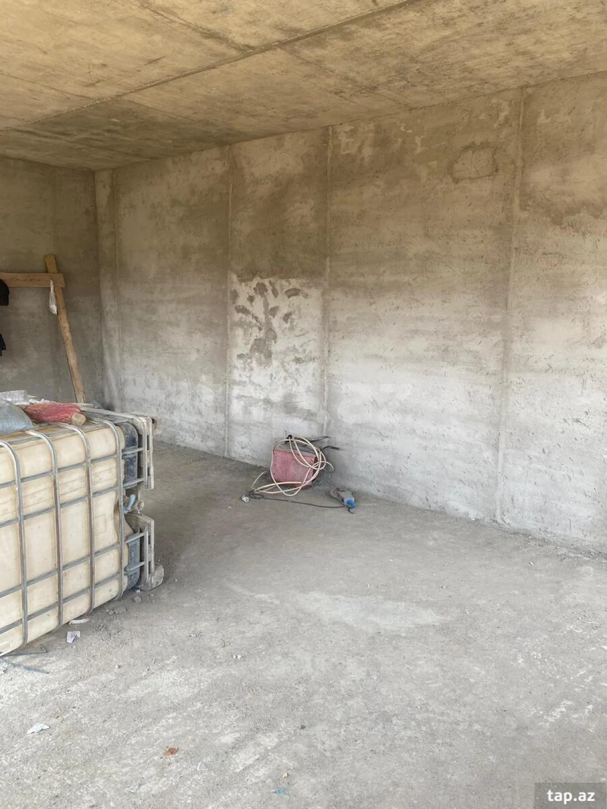 Satılır 1 otaqlı yeni tikili 35 m²