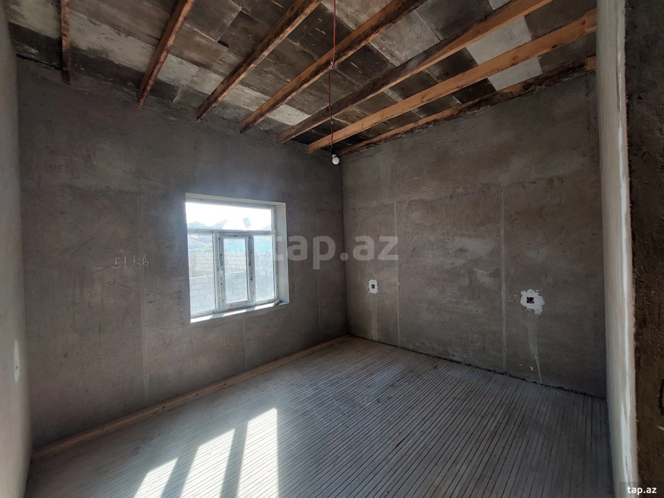 Satılır 3 otaqlı həyət evi