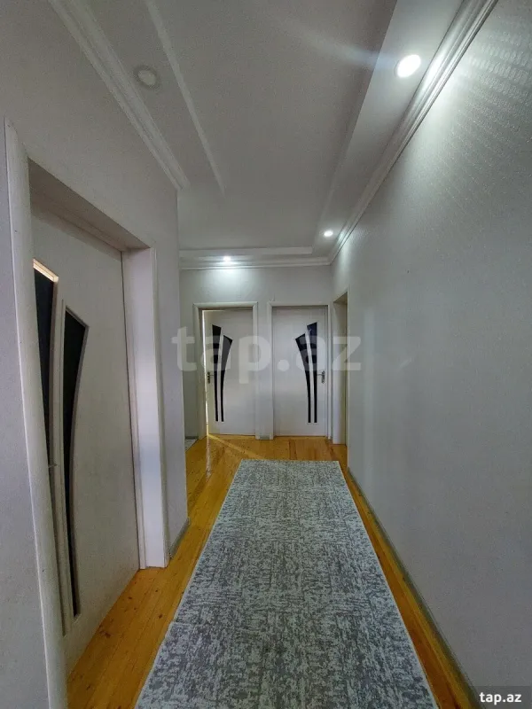 Satılır 4 otaqlı həyət evi