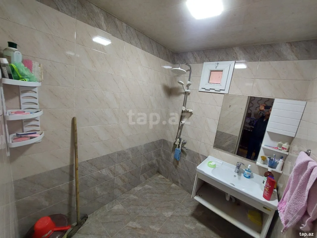 Satılır 4 otaqlı həyət evi