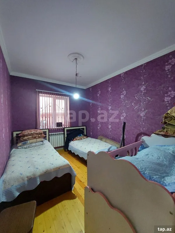 Satılır 4 otaqlı həyət evi