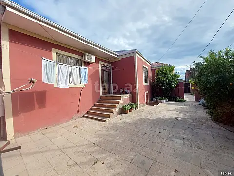 Satılır 4 otaqlı həyət evi