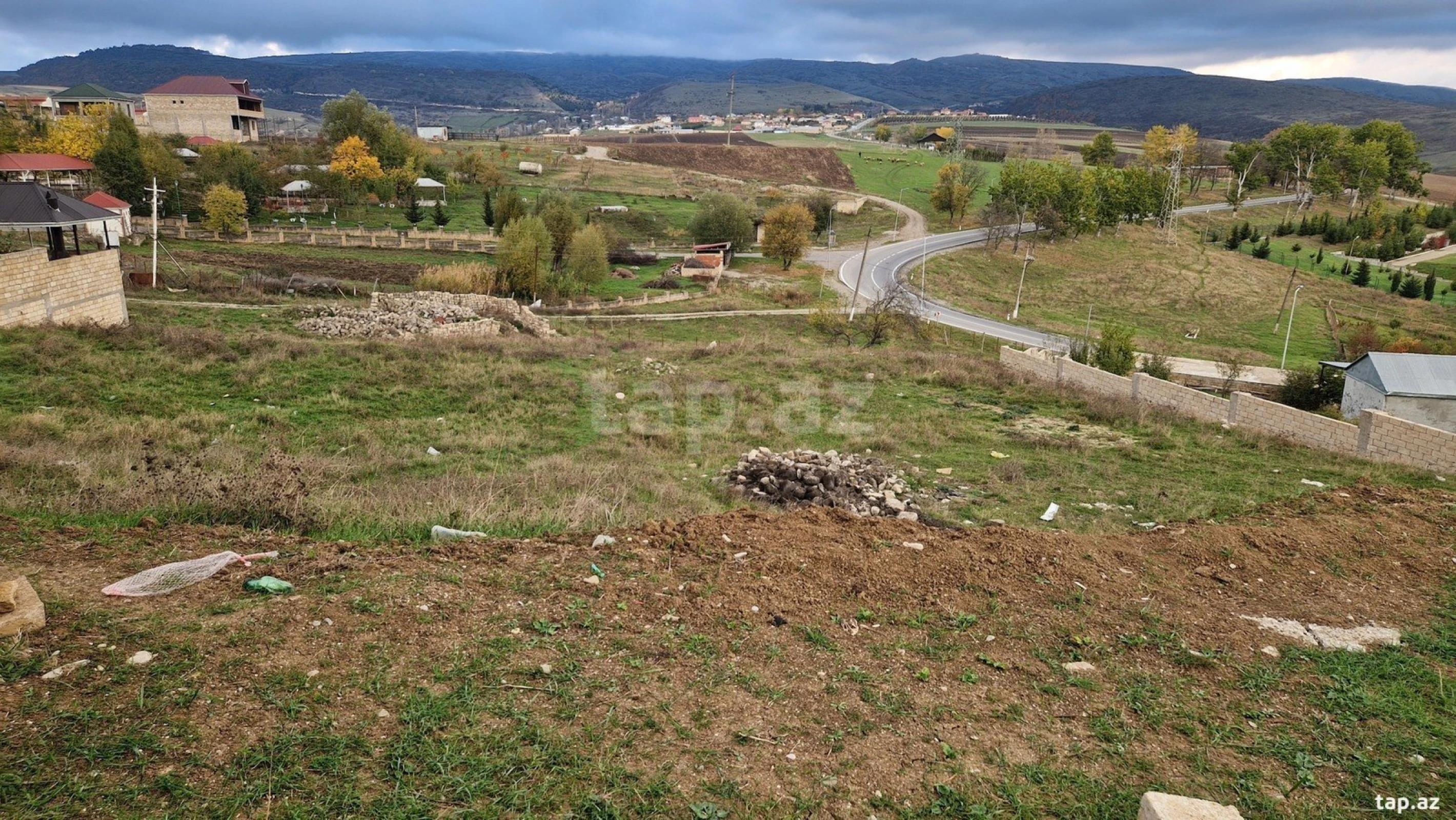 Satılır torpaq sahəsi