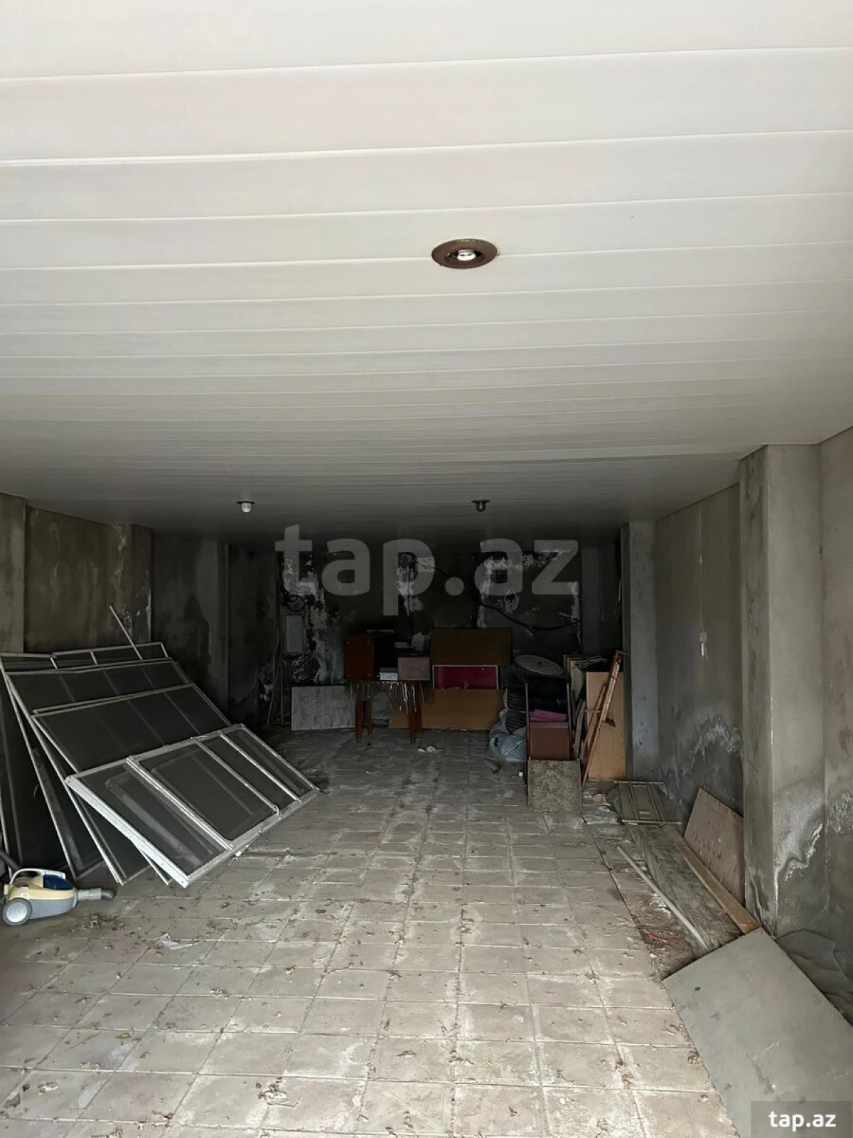 Satılır 5 otaqlı həyət evi