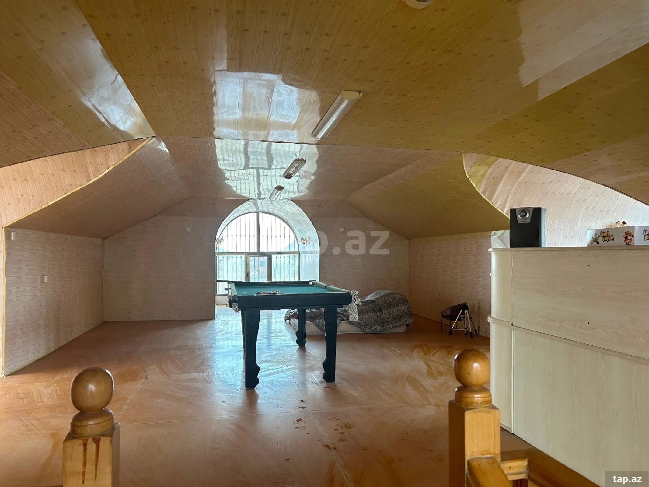 Satılır 5 otaqlı həyət evi