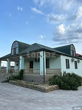 Satılır 5 otaqlı həyət evi