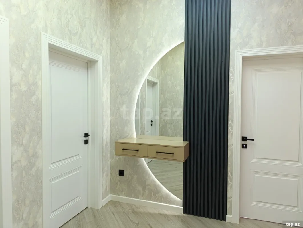 Satılır 5 otaqlı həyət evi