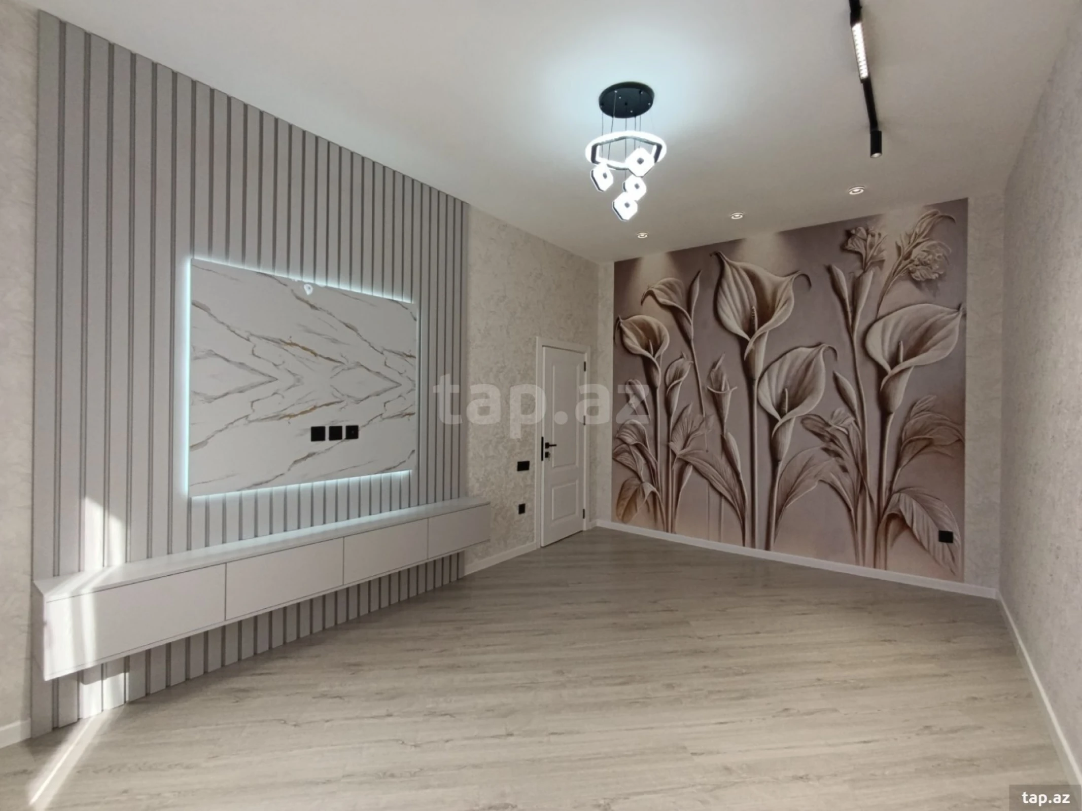 Satılır 5 otaqlı həyət evi