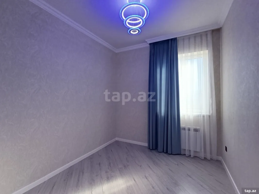 Satılır 5 otaqlı həyət evi