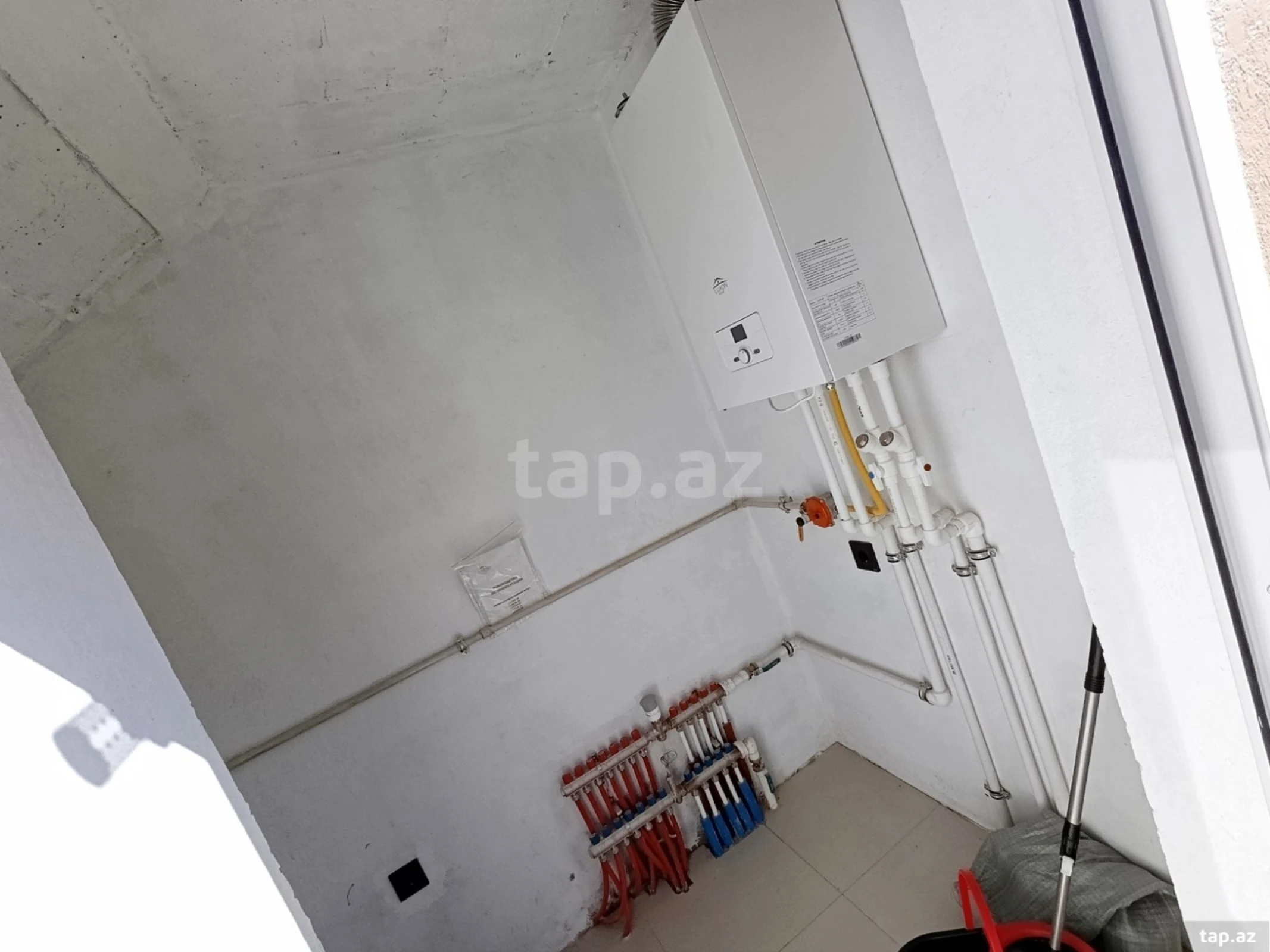 Satılır 5 otaqlı həyət evi