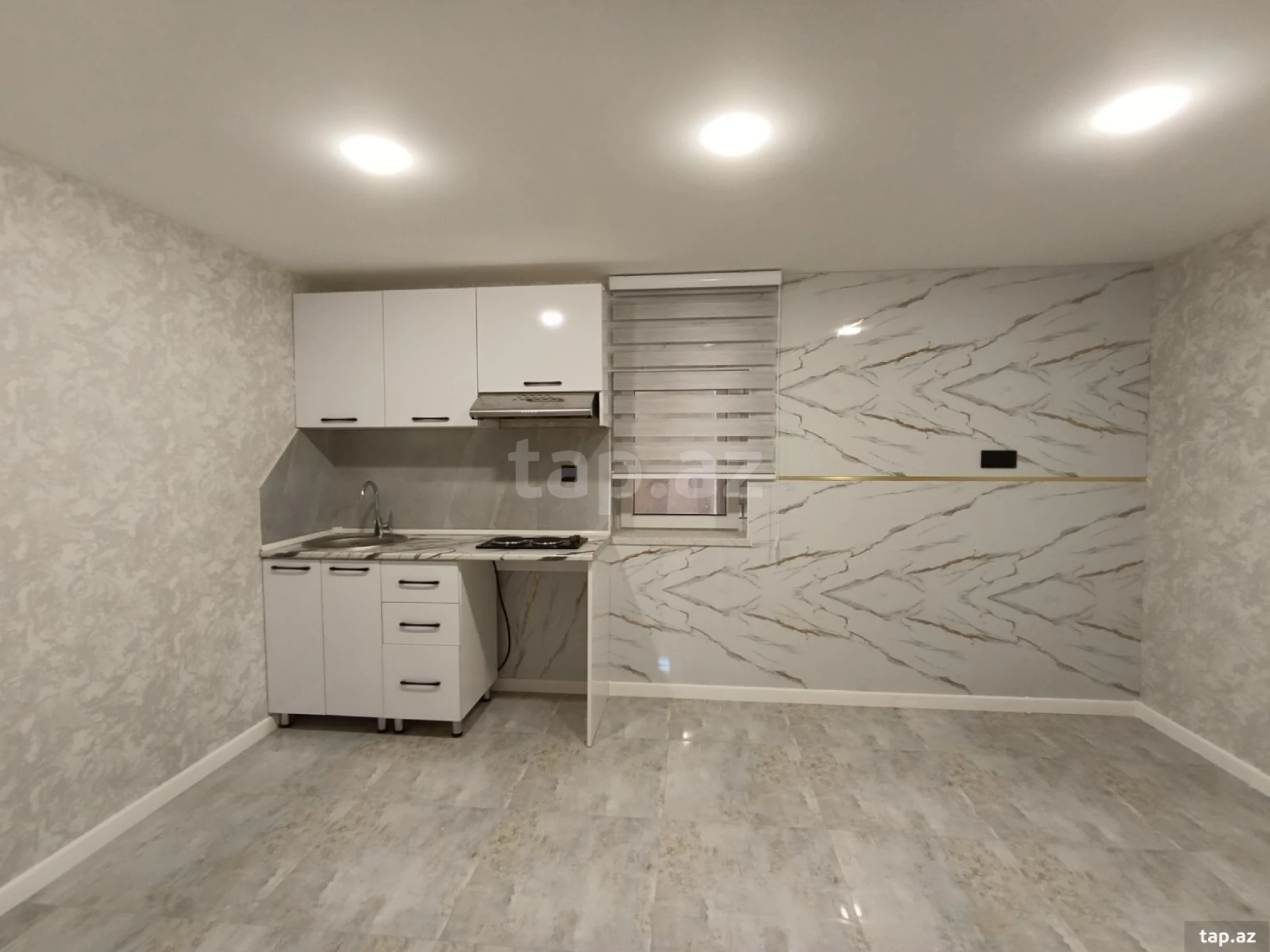 Satılır 5 otaqlı həyət evi