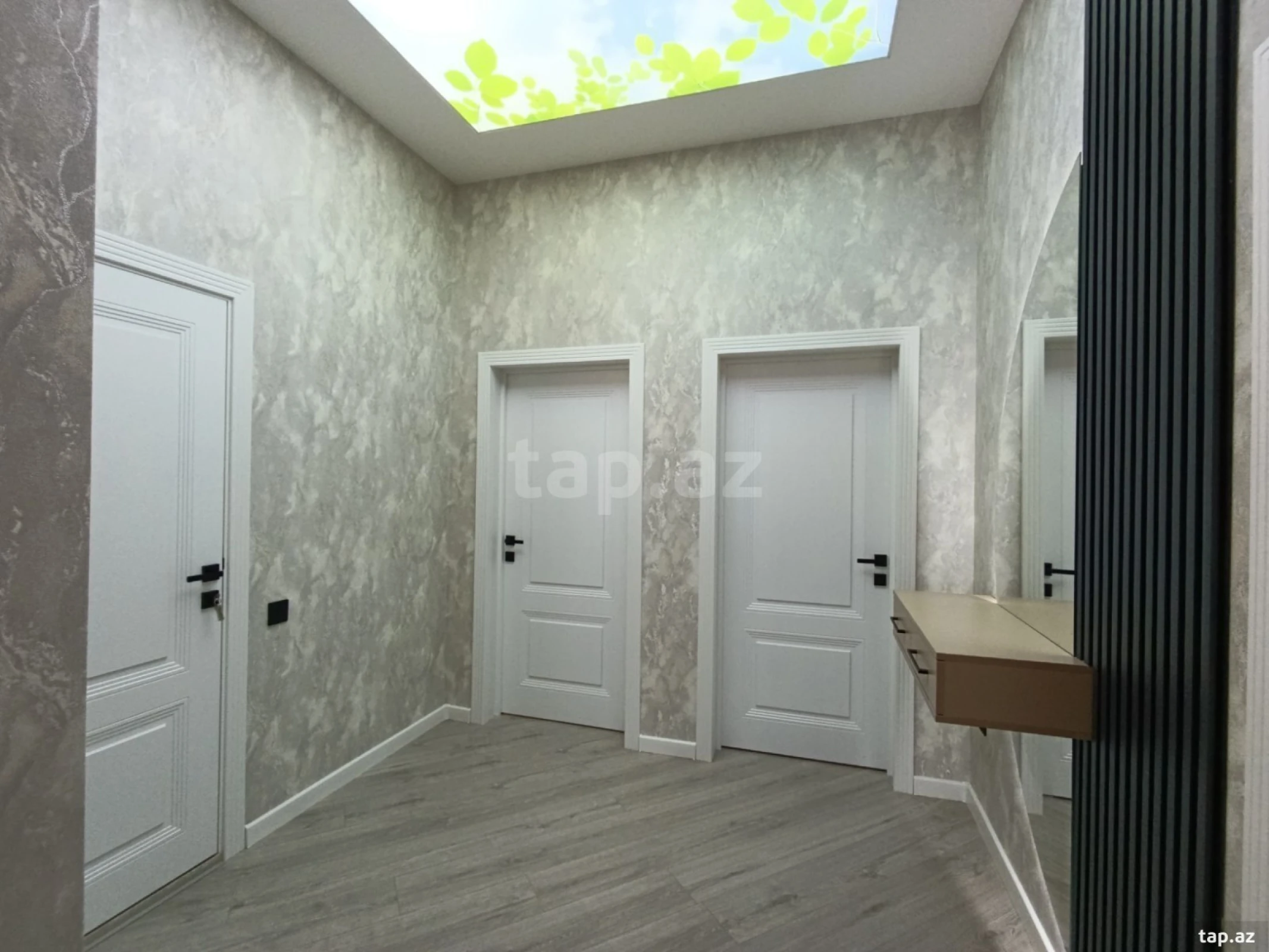 Satılır 5 otaqlı həyət evi