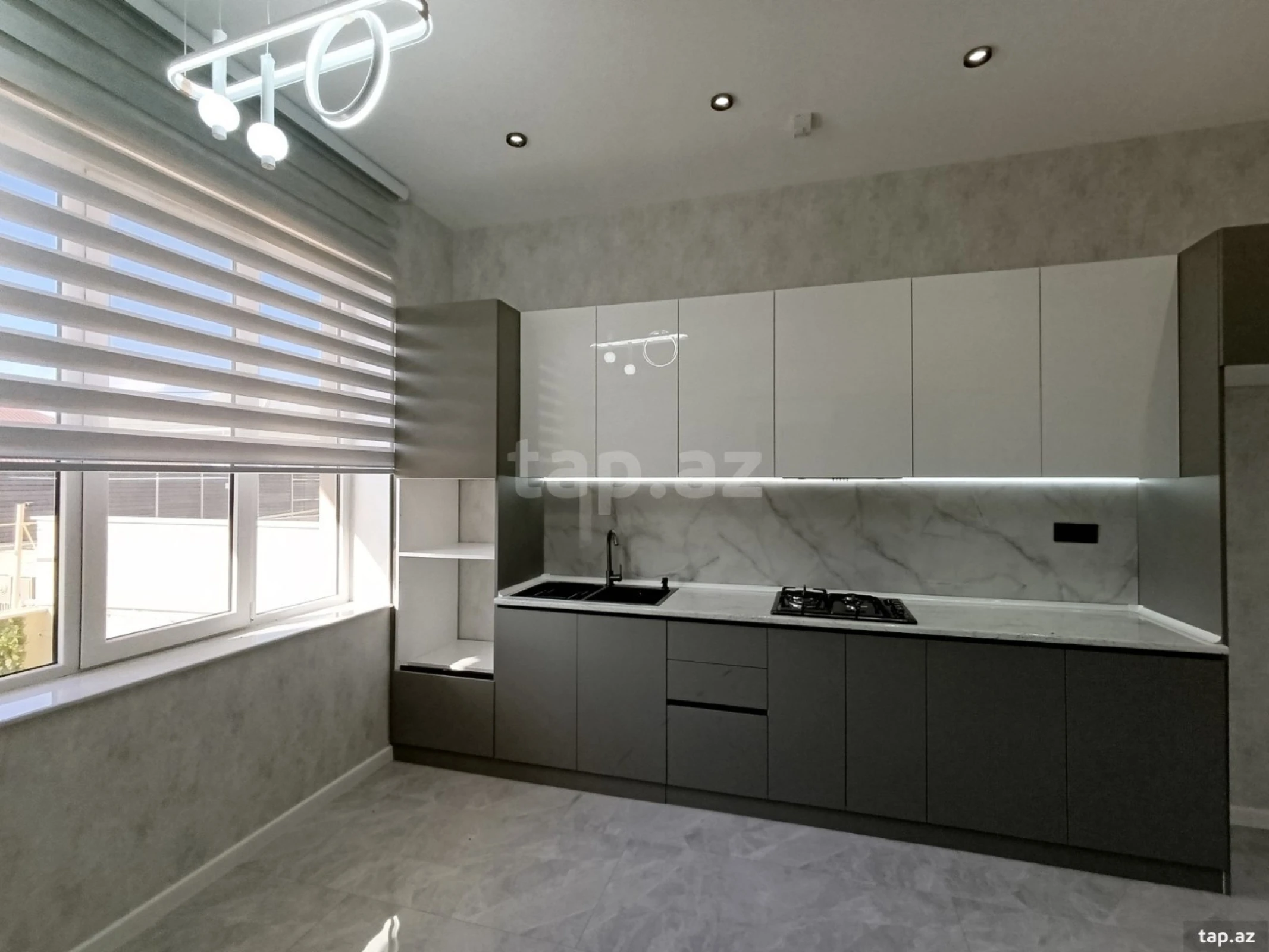 Satılır 5 otaqlı həyət evi