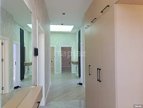 Satılır 5 otaqlı həyət evi