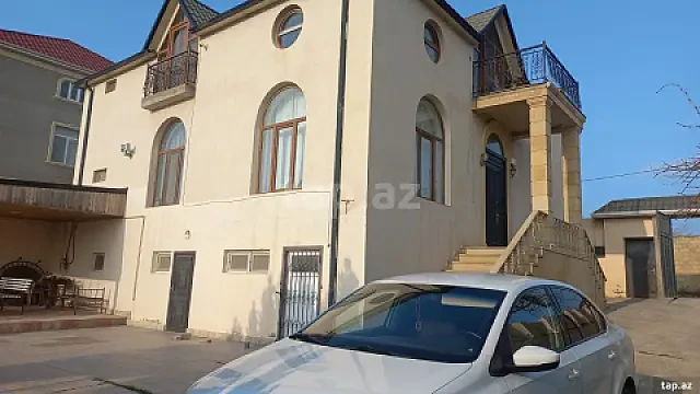 Satılır 7 otaqlı həyət evi 380 m² — Bakı, Novxanı 7 otaq 380.00 m²