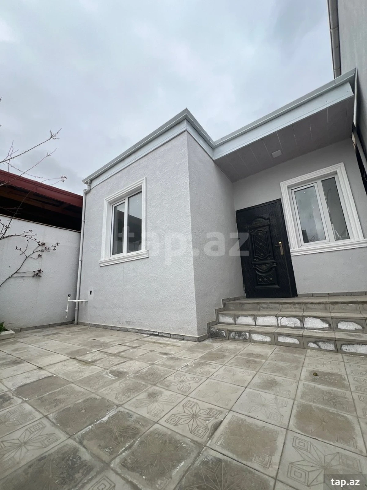 Satılır 3 otaqlı həyət evi