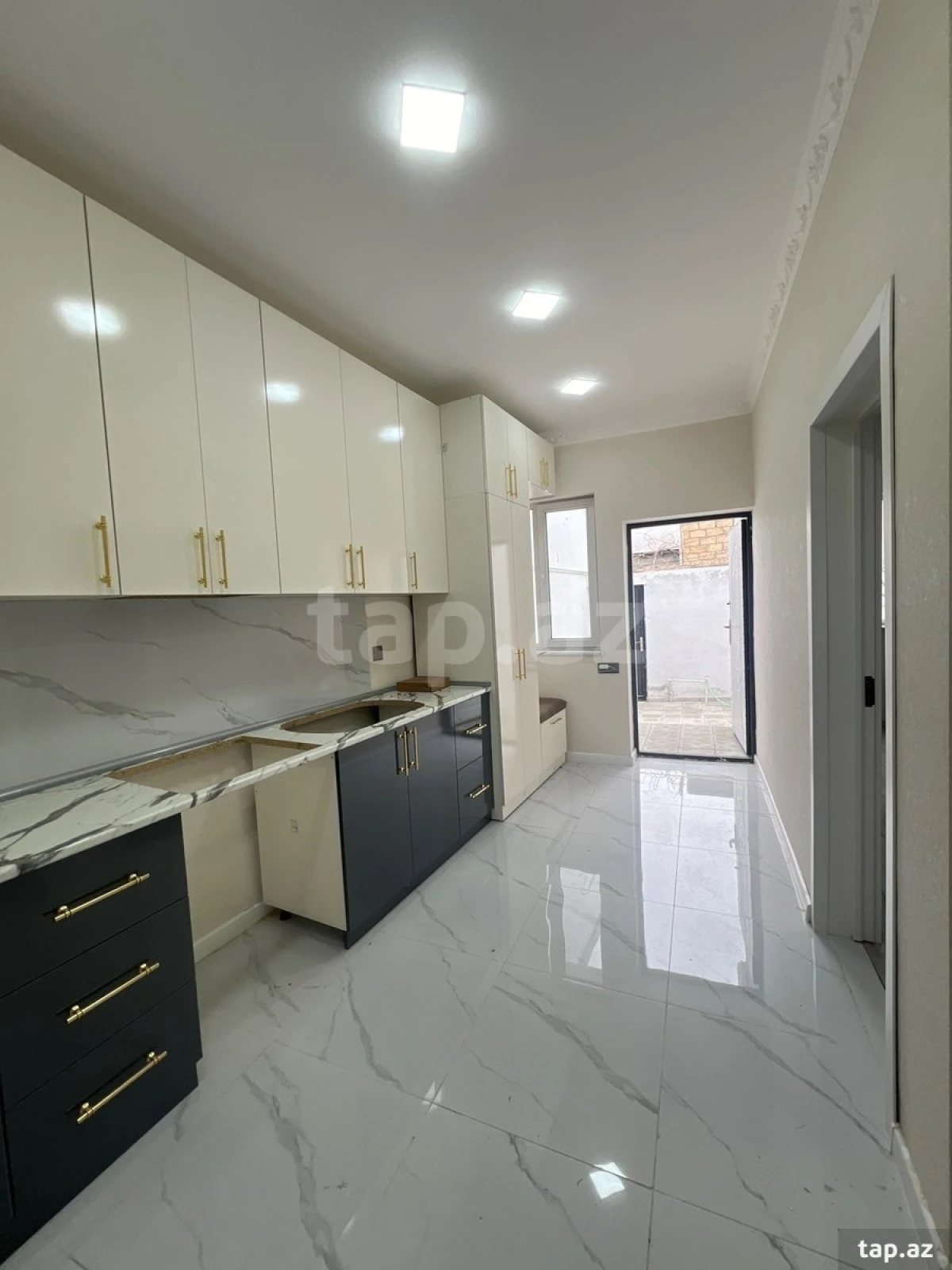 Satılır 3 otaqlı həyət evi