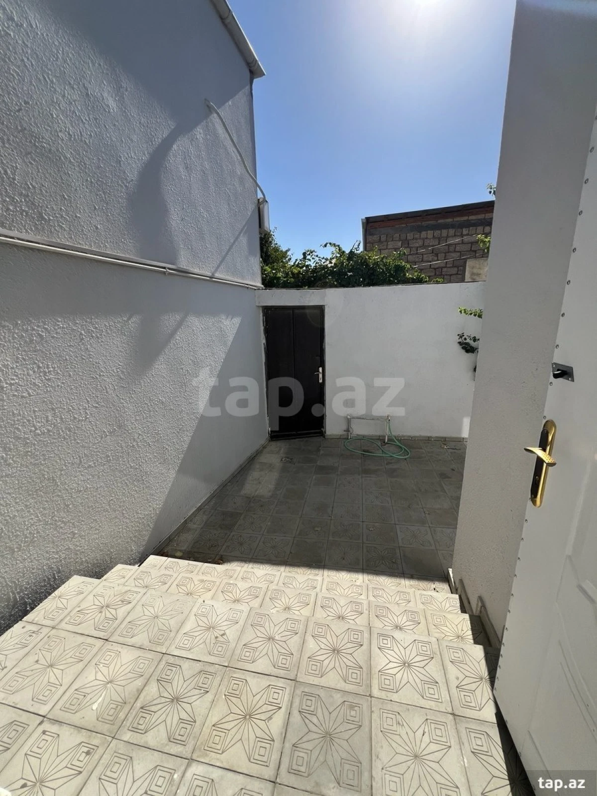 Satılır 3 otaqlı həyət evi