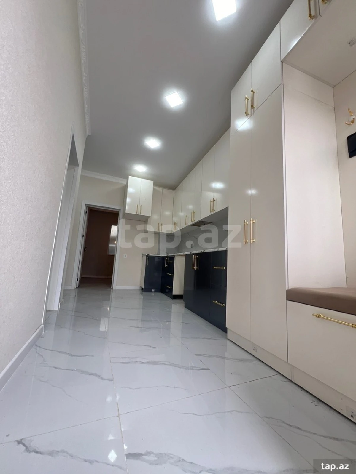 Satılır 3 otaqlı həyət evi