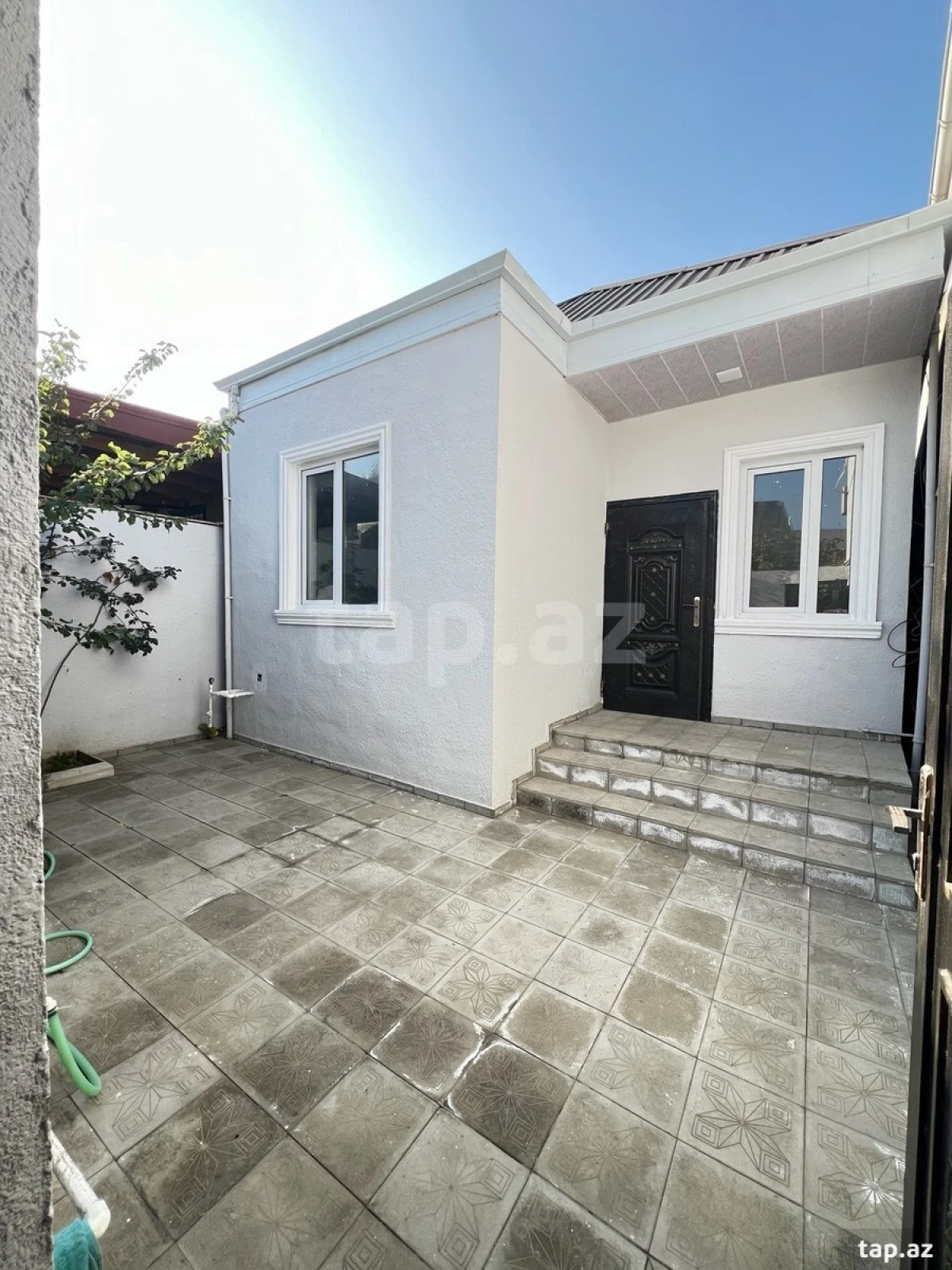 Satılır 3 otaqlı həyət evi